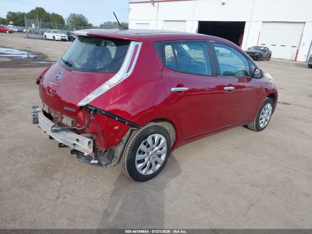 Nissan LEAF S 2015 1N4AZ0CP9FC325570 Image 4