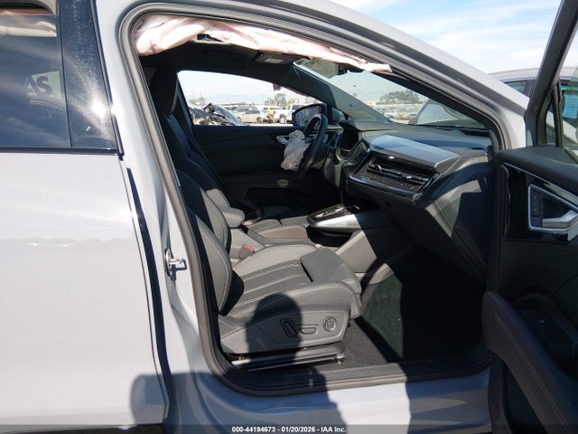 2023 AUDI Q4 SPORTBACK E-TRON WA142BFZ1PP057090 Photo 4