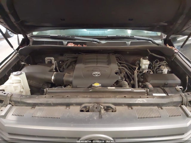 5TFDM5F1XEX054830 Toyota Tundra Sr5 4.6l V8