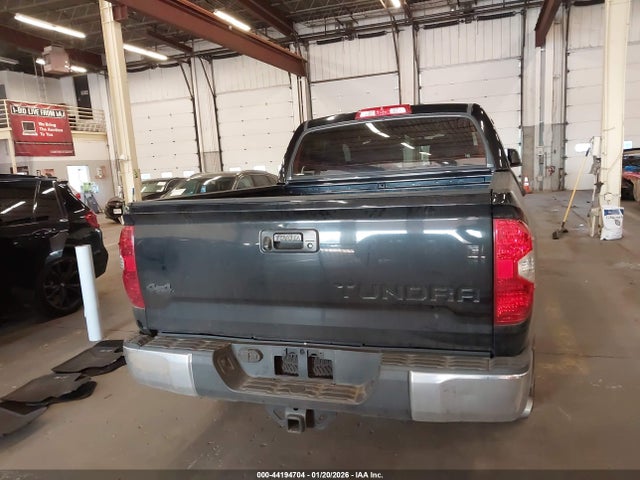 5TFDM5F1XEX054830 Toyota Tundra Sr5 4.6l V8
