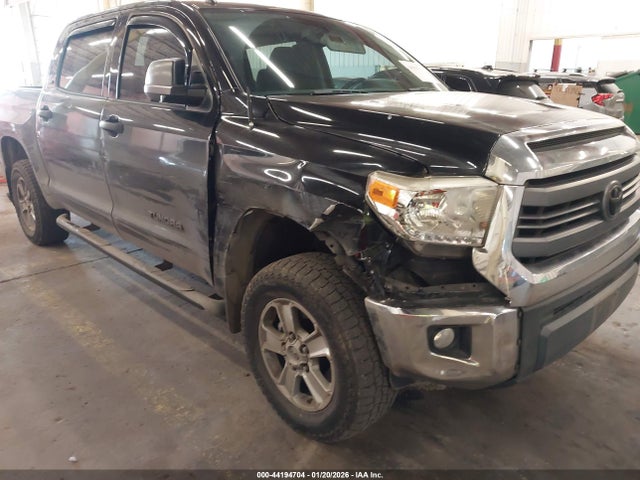 5TFDM5F1XEX054830 Toyota Tundra Sr5 4.6l V8