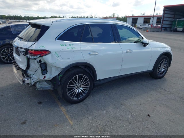 2023 MERCEDES-BENZ GLC 300 W1NKM4GBXPU026192 Photo 3