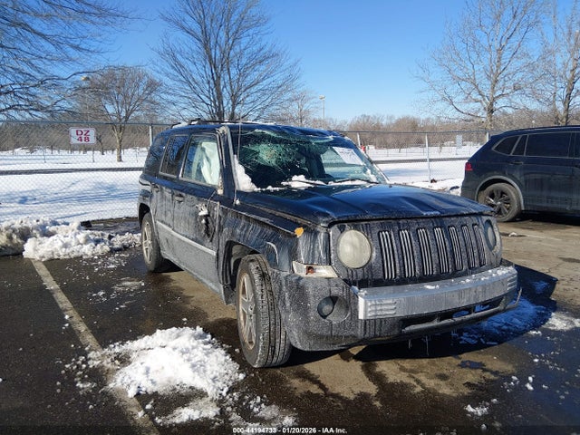 44194733 :رقم المزاد ، 1J8FT48W88D752897 vin ، 2008 Jeep Patriot Limited مزاد بيع