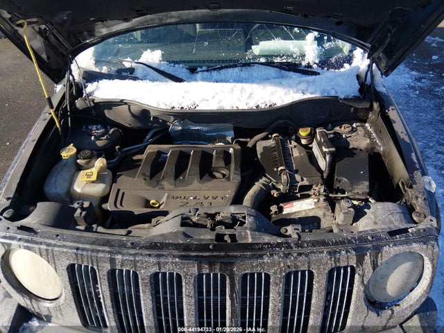 2008 Jeep Patriot Limited მანქანა იყიდება აუქციონზე, vin: 1J8FT48W88D752897, აუქციონის ნომერი: 44194733