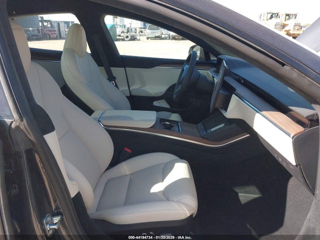 2025 TESLA MODEL S 5YJSA1E51SF551817 Photo 4