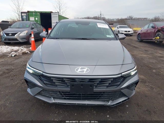 44194772 :رقم المزاد ، KMHLL4DG7SU029358 vin ، 2025 Hyundai Elantra Se مزاد بيع