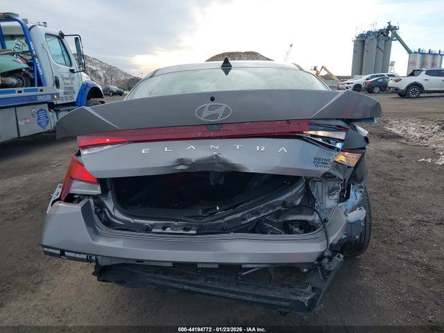 44194772 :رقم المزاد ، KMHLL4DG7SU029358 vin ، 2025 Hyundai Elantra Se مزاد بيع