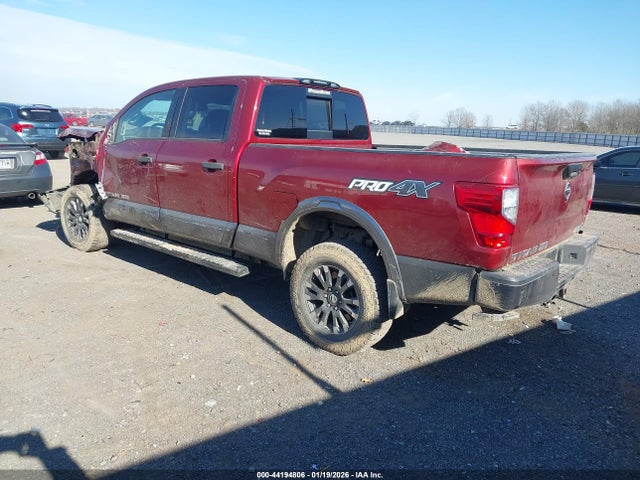 2016 NISSAN TITAN XD 1N6BA1F4XGN515040 Photo 2