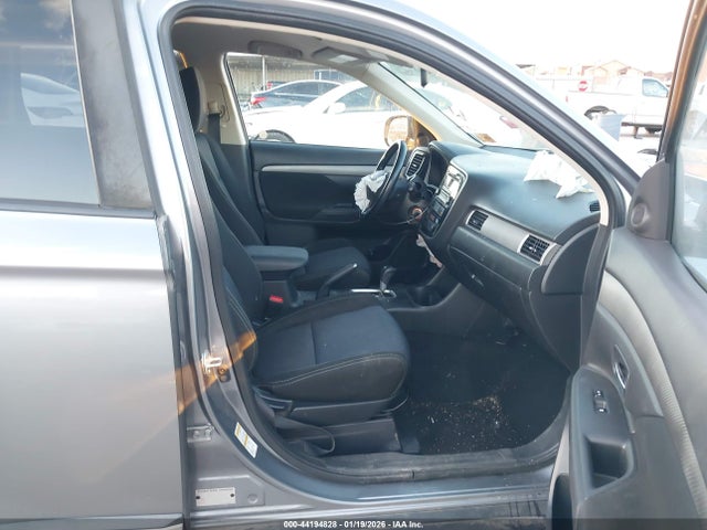 2016 MITSUBISHI OUTLANDER JA4AD2A36GZ040211 Photo 4