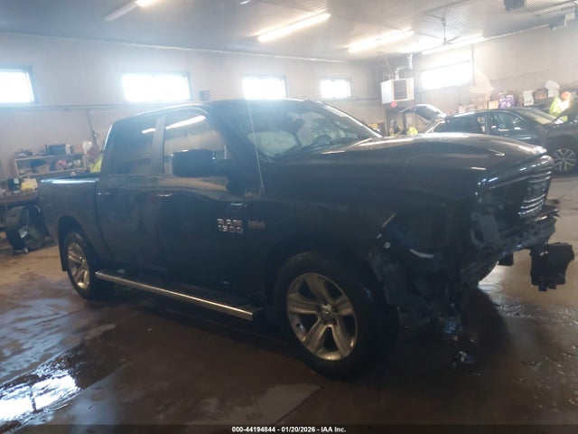 44194844 :رقم المزاد ، 1C6RR7MT7HS731882 vin ، 2017 Ram 1500 Sport مزاد بيع