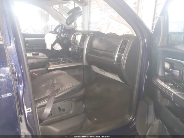 44194844 :رقم المزاد ، 1C6RR7MT7HS731882 vin ، 2017 Ram 1500 Sport مزاد بيع