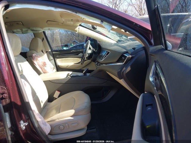 2018 Buick Enclave Essence მანქანა იყიდება აუქციონზე, vin: 5GAEVAKWXJJ201562, აუქციონის ნომერი: 44194848