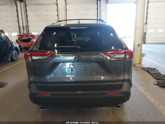 Toyota Rav4 Xle 2023 JTMP1RFV8PD096742 Image 17