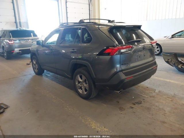 Toyota Rav4 Xle 2023 JTMP1RFV8PD096742 Image 3
