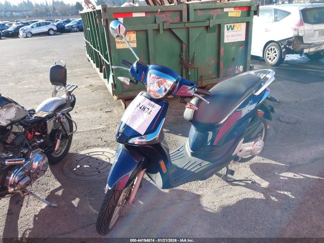 ZAPC546B4J7000475 Piaggio Liberty