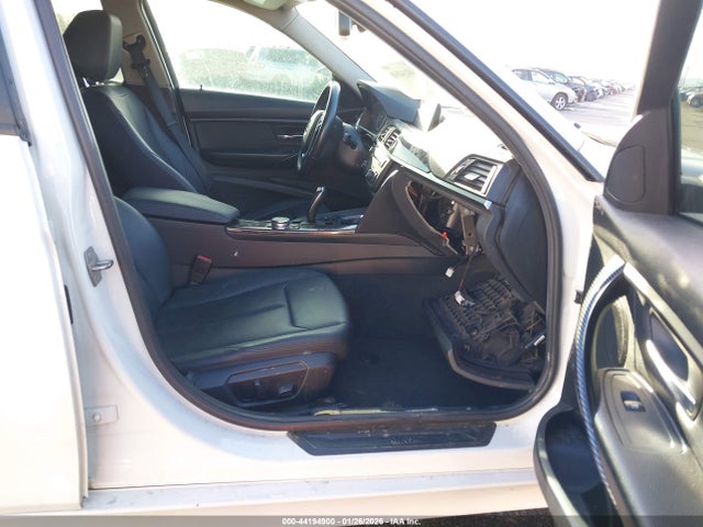 WBA3B3G57FNR87604 BMW 328i Xdrive