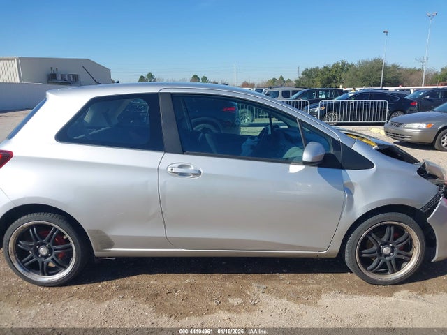 VNKJTUD3XFA029006 Toyota YARIS L