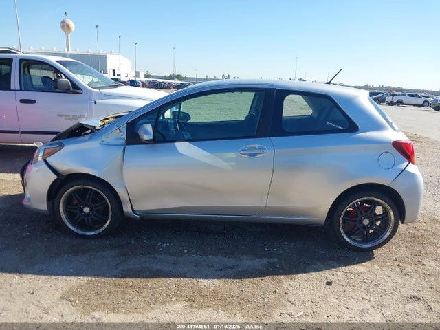 VNKJTUD3XFA029006 Toyota YARIS L