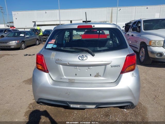 VNKJTUD3XFA029006 Toyota YARIS L
