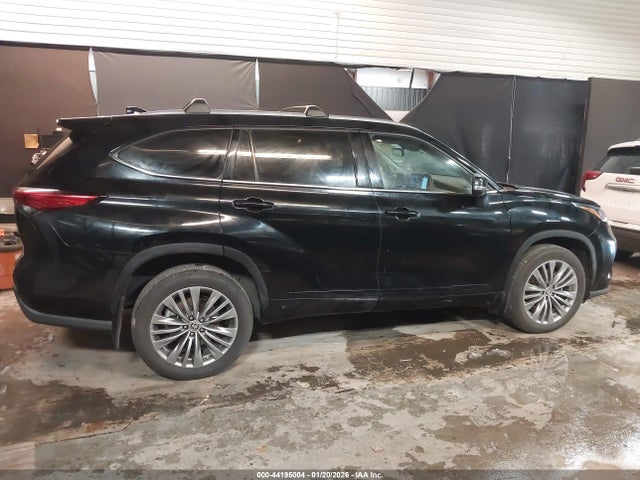 44195004 :رقم المزاد ، 5TDFZRBH3MS149447 vin ، 2021 Toyota Highlander Platinum مزاد بيع