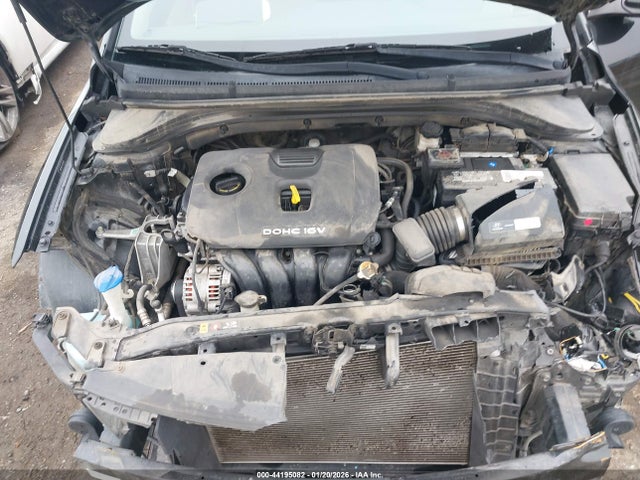 5NPD84LF4JH354643 Hyundai ELANTRA SEL