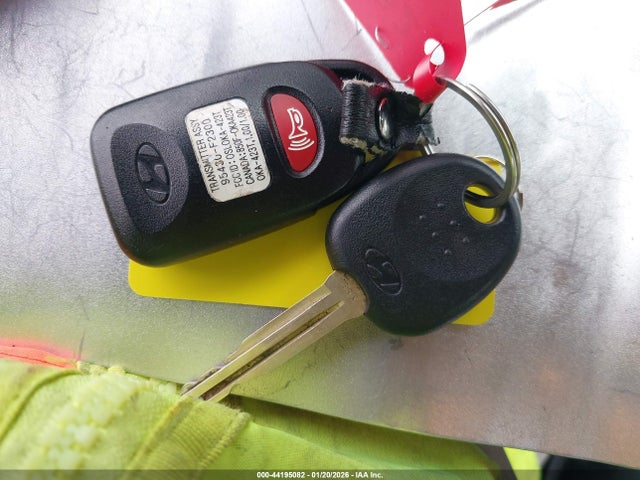 5NPD84LF4JH354643 Hyundai ELANTRA SEL