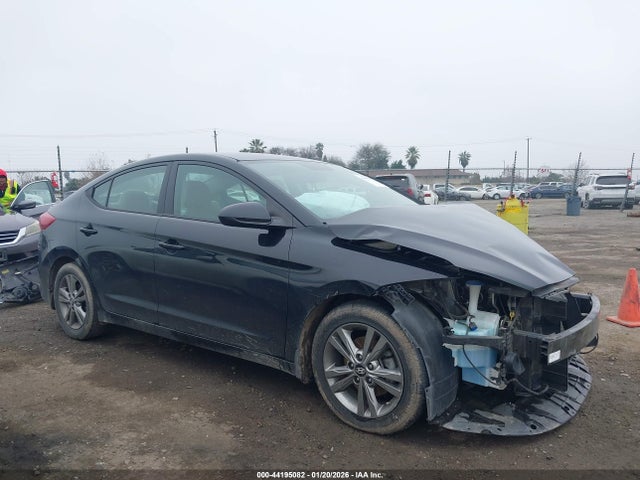 5NPD84LF4JH354643 Hyundai ELANTRA SEL