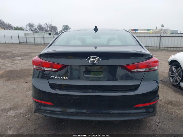 5NPD84LF4JH354643 Hyundai ELANTRA SEL
