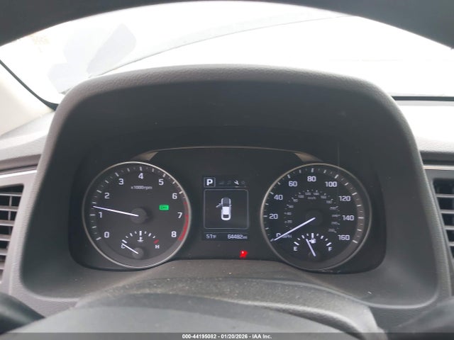 5NPD84LF4JH354643 Hyundai ELANTRA SEL