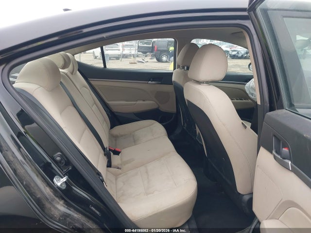 5NPD84LF4JH354643 Hyundai ELANTRA SEL