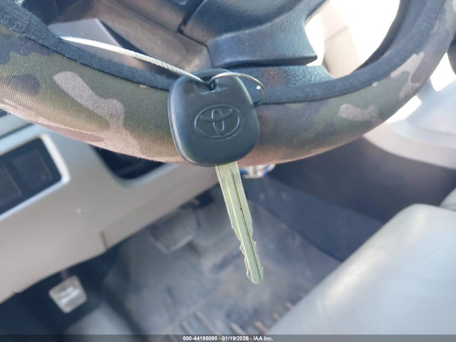 2013 TOYOTA TUNDRA 5TFRY5F14DX138862 Photo 10