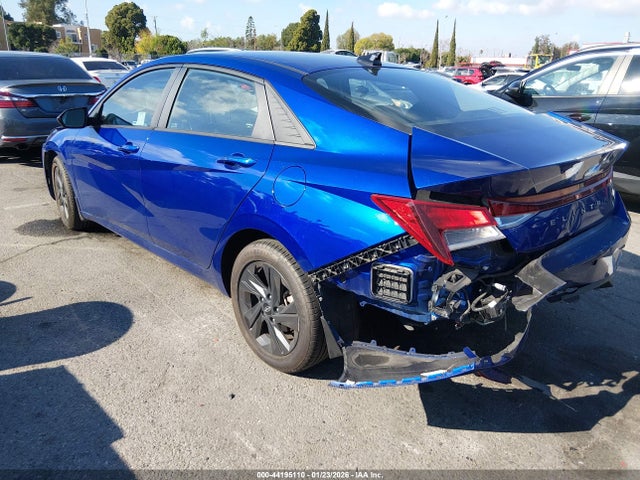 KMHLM4AG1PU397186 Hyundai ELANTRA SEL
