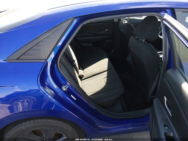 KMHLM4AG1PU397186 Hyundai ELANTRA SEL