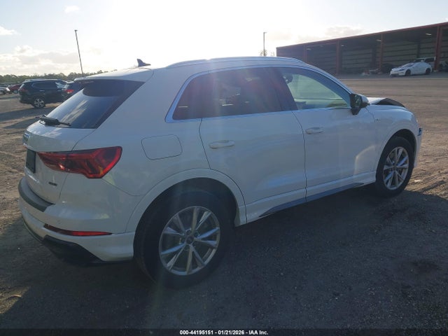 2022 AUDI Q3 WA1DECF3XN1123242 Photo 3