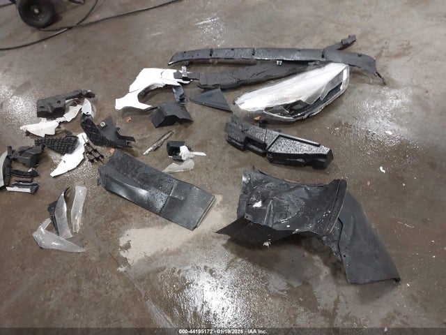 1FMCU9G9XHUD41626 Ford ESCAPE SE