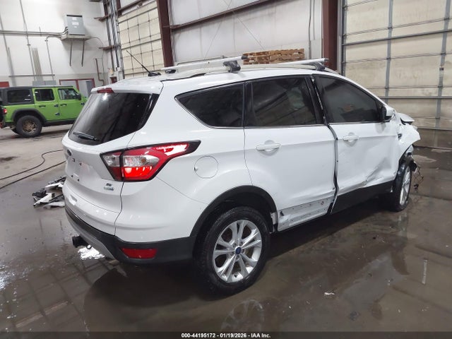 1FMCU9G9XHUD41626 Ford ESCAPE SE