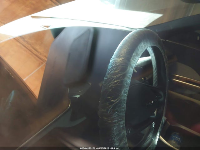 44195178 :رقم المزاد ، 50EA1GBAXSA004257 vin ، 2025 Lucid Air Grand Touring مزاد بيع