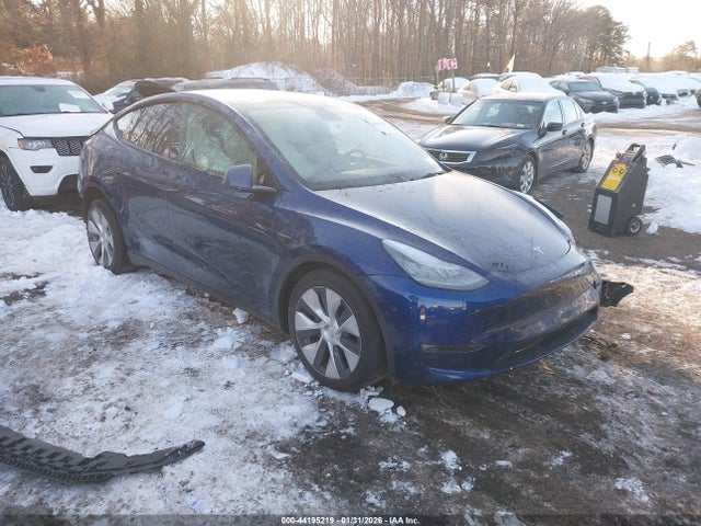 2021 TESLA MODEL Y 5YJYGDEE5MF210479 Photo 0