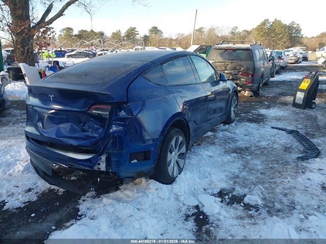 2021 TESLA MODEL Y 5YJYGDEE5MF210479 Photo 3