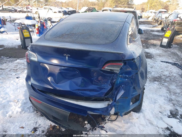 2021 TESLA MODEL Y 5YJYGDEE5MF210479 Photo 5