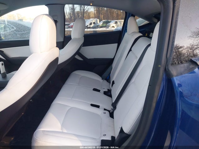 2021 TESLA MODEL Y 5YJYGDEE5MF210479 Photo 7