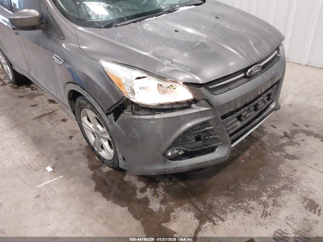 1FMCU9GX2EUA05317 Ford ESCAPE SE