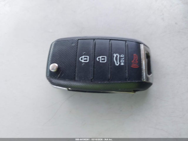 3KPA25AB2JE119821 KIA RIO S