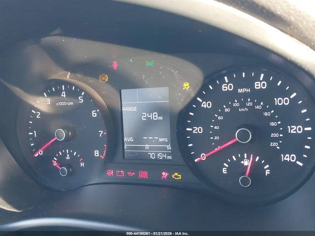 3KPA25AB2JE119821 KIA RIO S