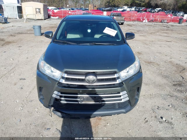 5TDBZRFH8JS845838 Toyota Highlander Le