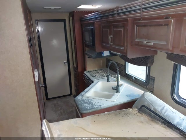 Ford E-450 Cutaway 2014 1FDXE4FS8EDA46333 Image 7