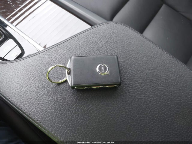 44195417 :رقم المزاد ، LVY982AK4JP005702 vin ، 2018 Volvo S90 T5 Momentum مزاد بيع