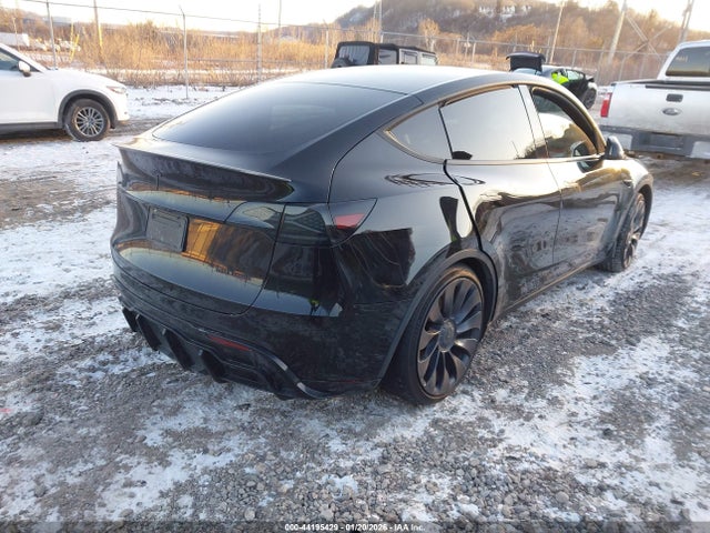2022 TESLA MODEL Y 7SAYGDEF9NF397030 Photo 3