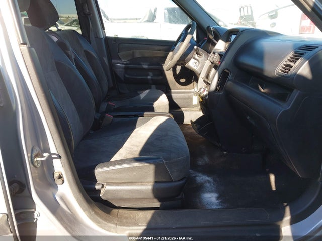 2002 HONDA CR-V JHLRD78812C073753 Photo 4