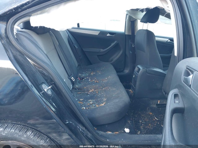 3VW167AJ5HM350734 Volkswagen Jetta 1.4t S